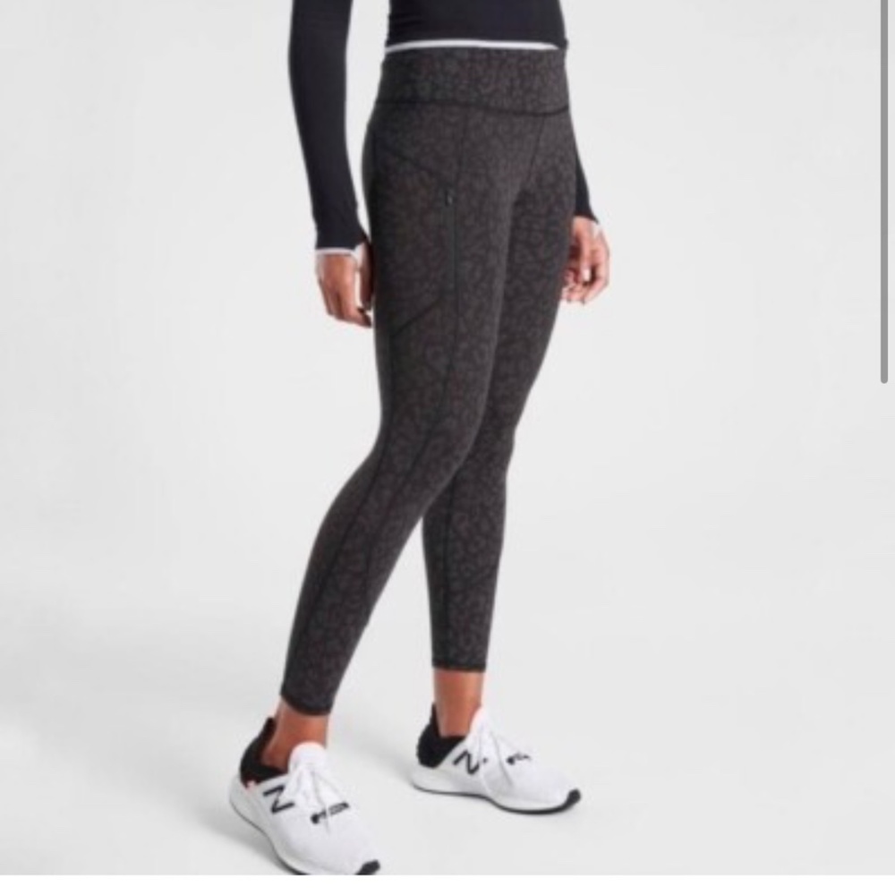 Athleta Rainier High Rise Reflective Print Legging in Blck Leopard Print S
